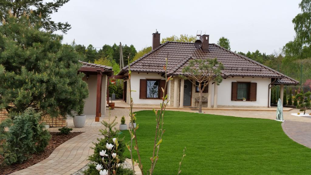 Jantarowy Dworek Exterior foto